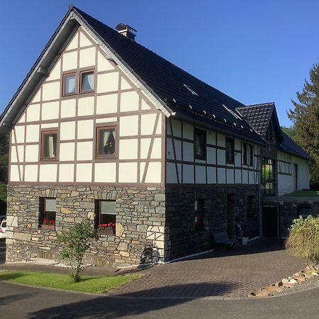 Berg Blick Eifler Bauernhaus Modern Restauriert ジンメラート エクステリア 写真